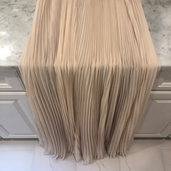 hayden pink black pleated flutter sleeve gown - Picture 3 of 12